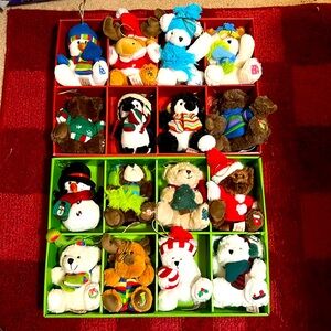 16 pcs Christmas ornaments. Plush mini. Open box but never been used.